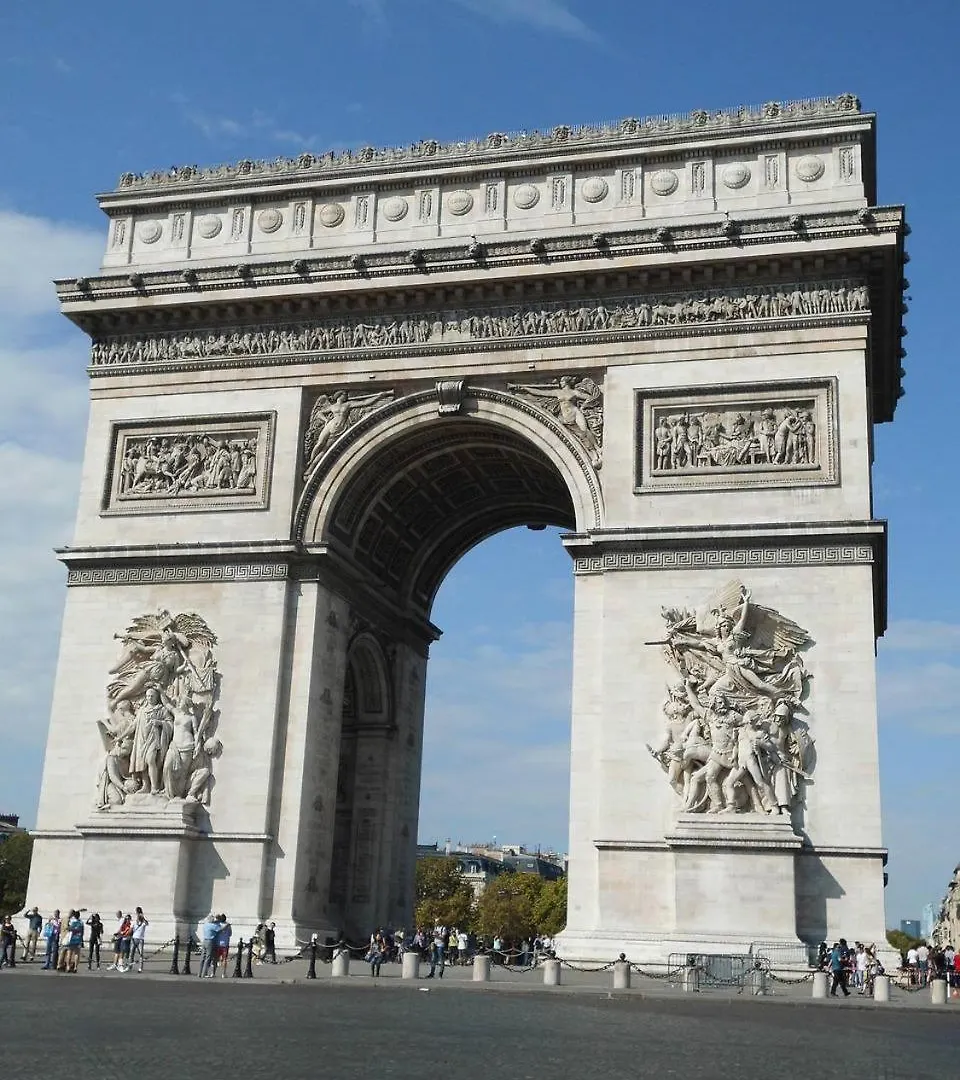 Apartment Champs Elysees - Arc De Triomphe *